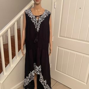 Black and White Hi Lo Dress.